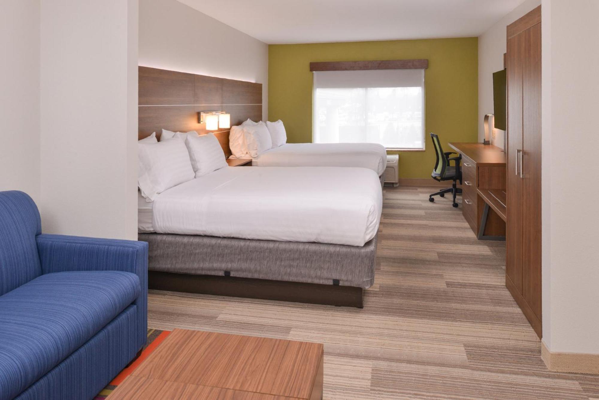 Holiday Inn Express Mineral Wells By Ihg Parkersburg Esterno foto
