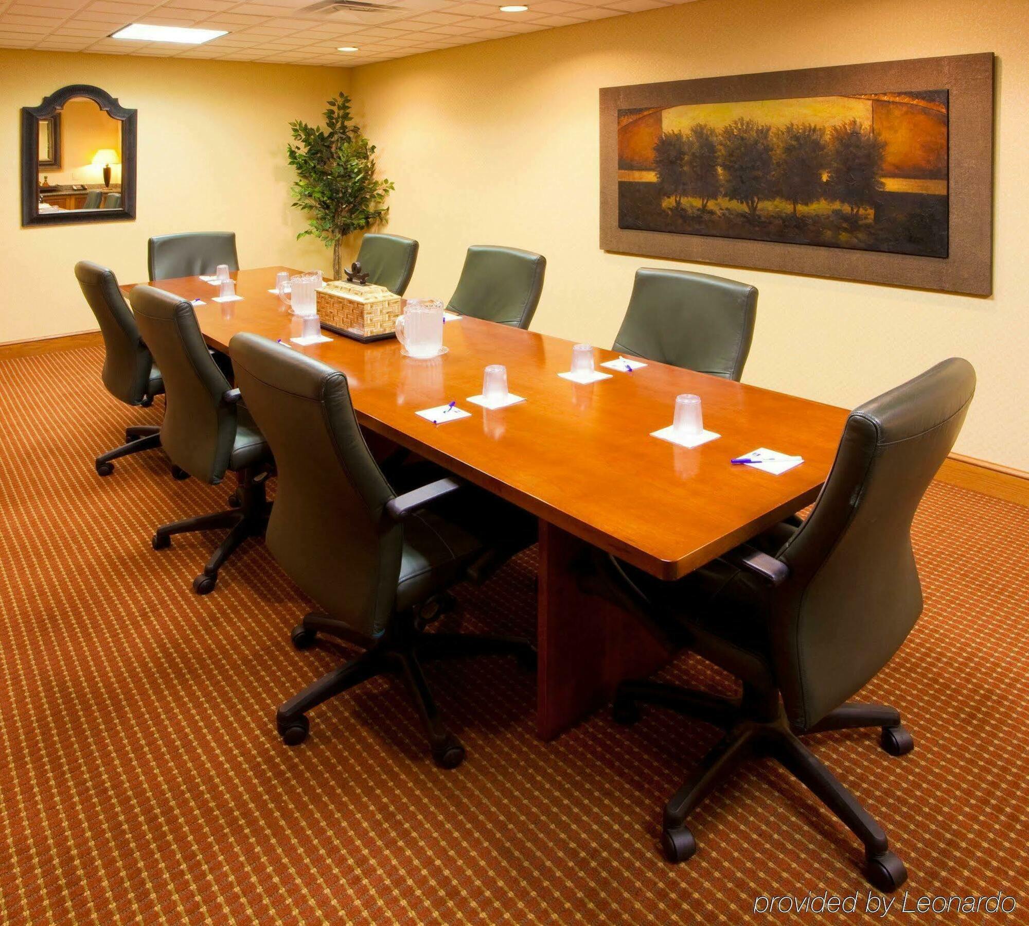 Holiday Inn Express Mineral Wells By Ihg Parkersburg Esterno foto